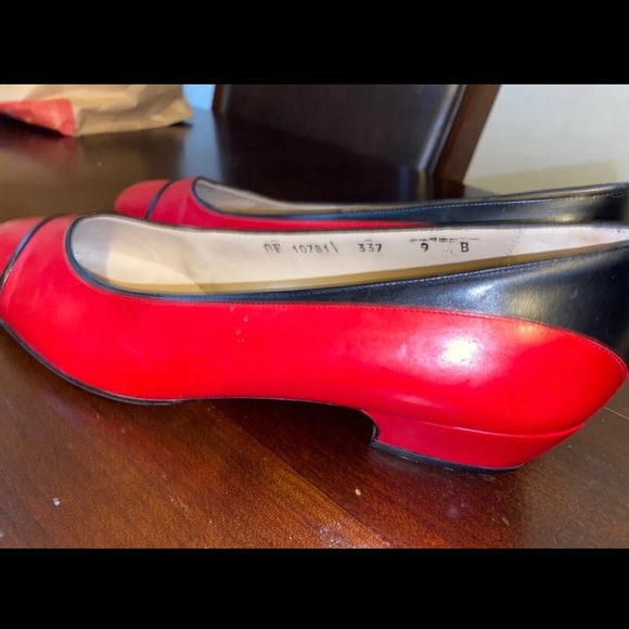 COPY - Salvatore Ferragamo - Picture 4 of 4